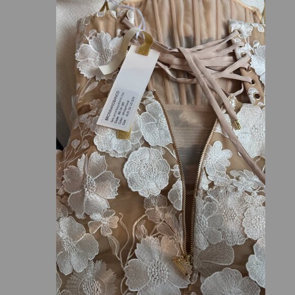 Bronx and Banco Size 6 (Jasmine Maraya Floral Mini dress) - Picture 9 of 10